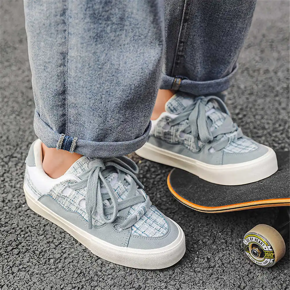 Con cordones, zapatos escolare - Women'S Accessories Famous Footwear reseña y precio